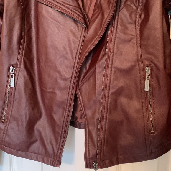 NEW * JOUJOU Burgundy Vegan Leather Jacket Size Medium - Picture 8 of 9